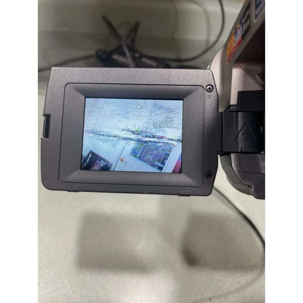 Sony Handycam Vision CCD-TRV108 Video Hi8 Camcorder 460x Digital Zoom 2002 Works